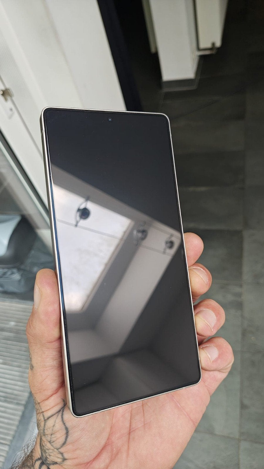 Samsung S25 Ultra, Ophalen