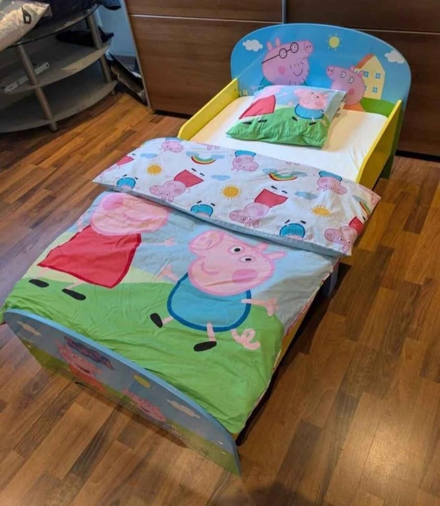 Peuterbed peppa pig inclusief. Matras + lakens + hoofdkussen, Ophalen, Lattenbodem