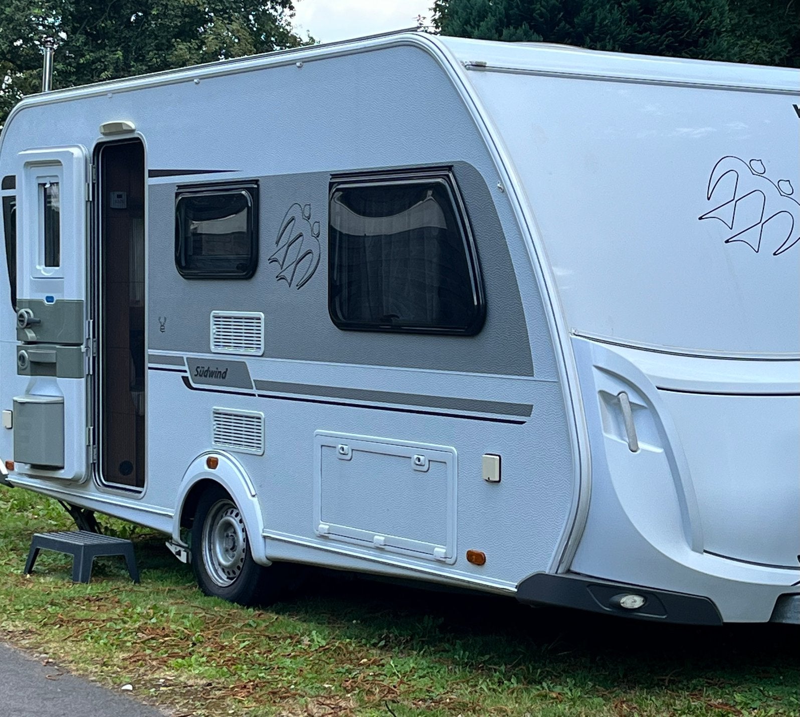 Knaus sudwind 460 met twee apparte bedden, Poêle, Particulier, Knaus, Banquette en rond