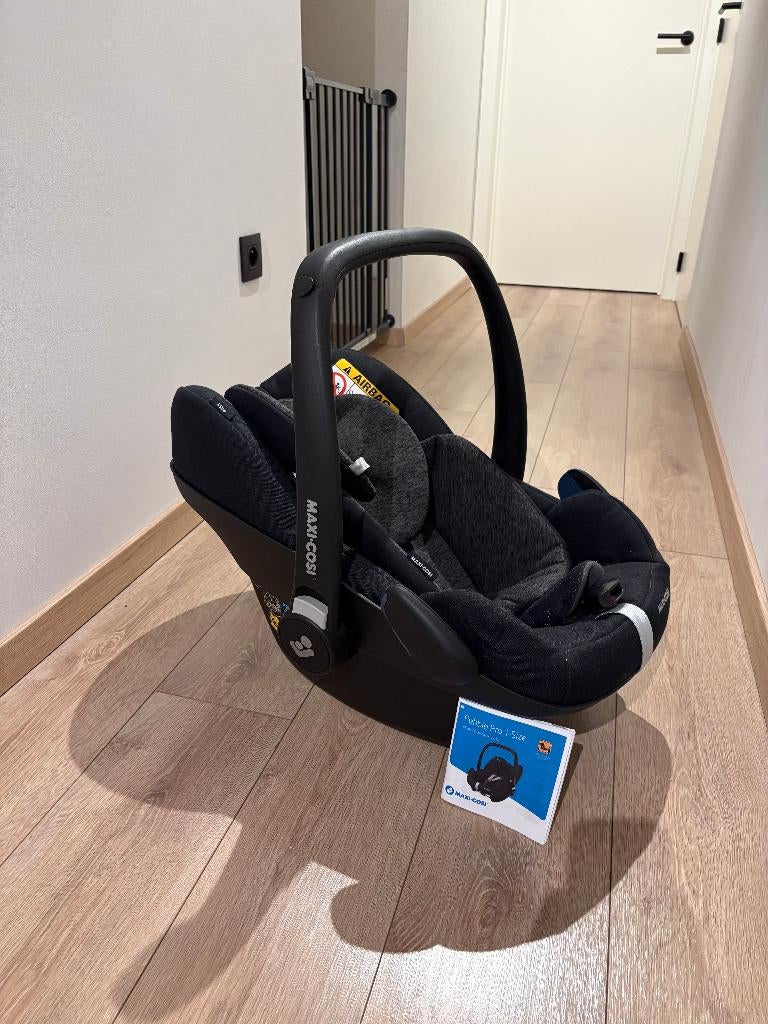 Maxi-Cosi Pebble Pro i-Size, Protection latérale, Enlèvement, Utilisé, Ceinture de sécurité ou Isofix