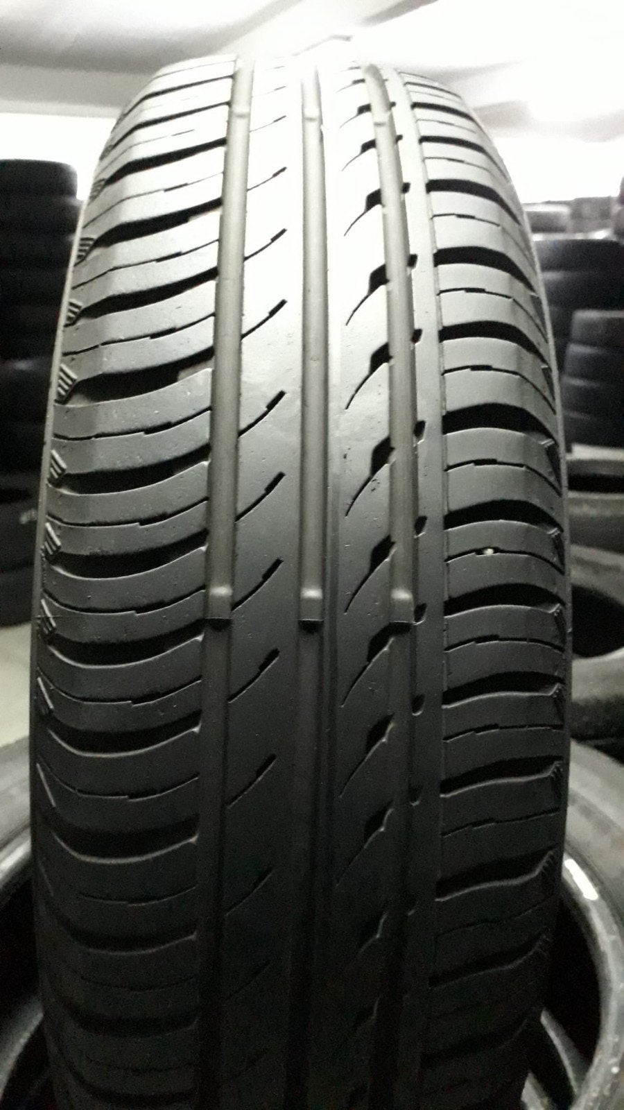 16570r14 165 70 r14 165/70/14 Continental avec montage