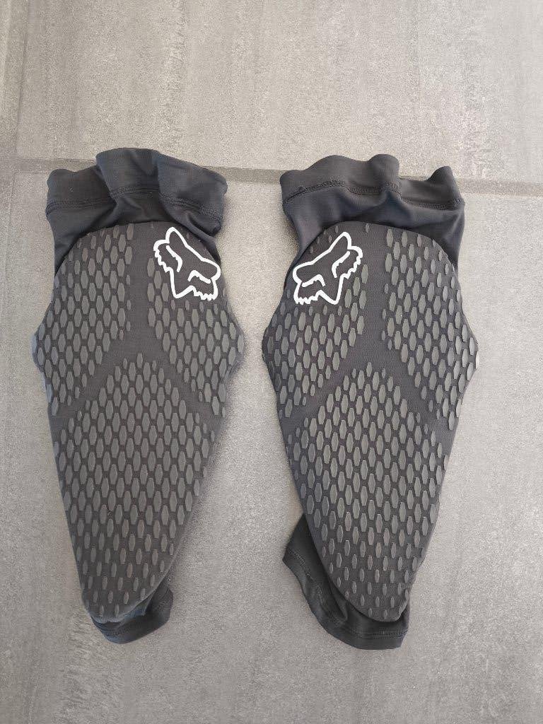 Fox endruro pro kniebescherming, Fietsen en Brommers, Ophalen, M, Onderkleding, Zo goed als nieuw