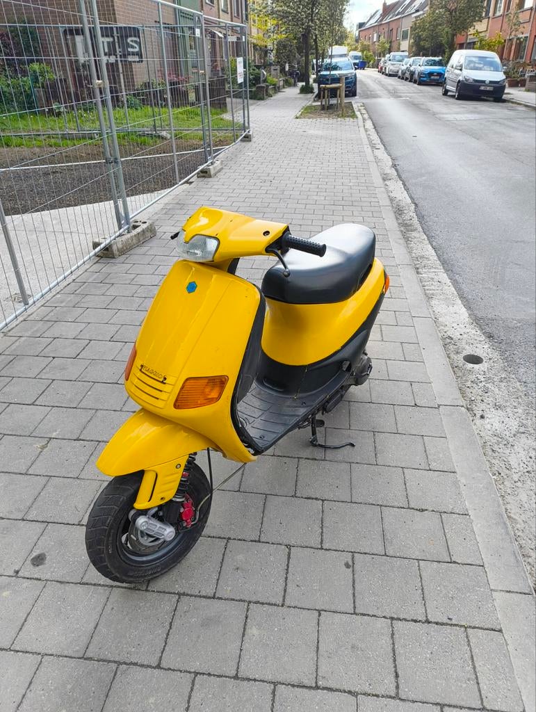 Piaggio zip fastrider, Fietsen en Brommers, Scooters | Piaggio, Tweetakt, Zip, Ophalen of Verzenden, Klasse B (45 km/u)