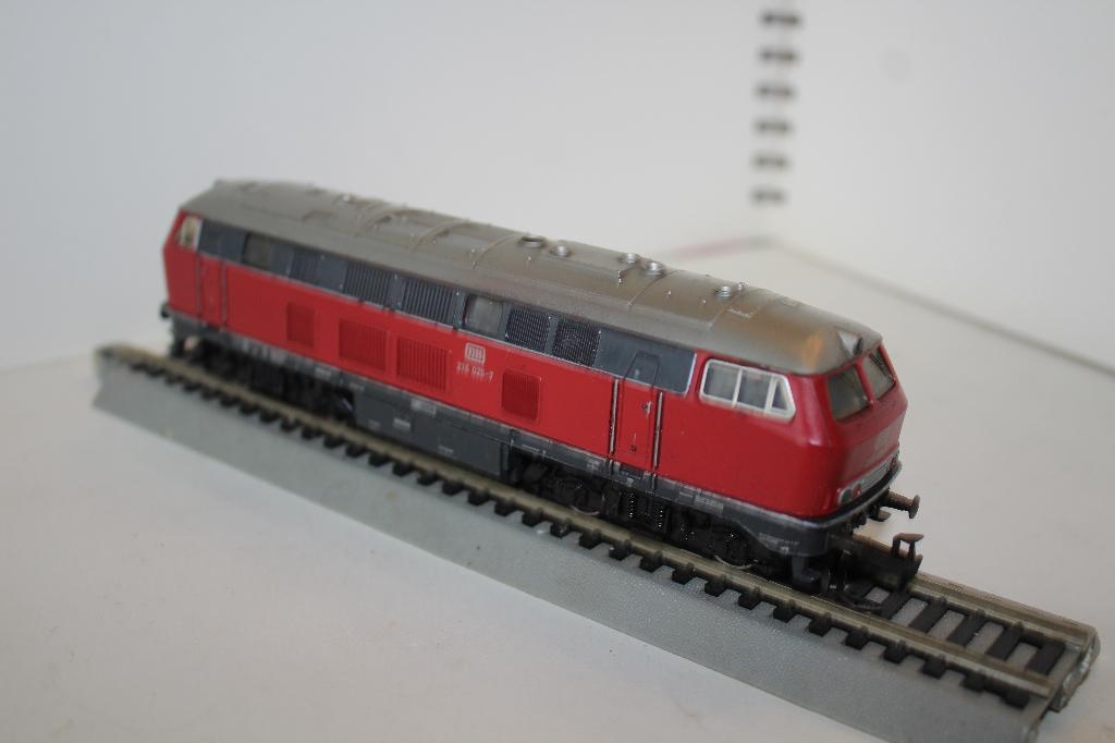 marklin ho loco diesel DB 216 025-7 ref 3075, Enlèvement ou Envoi, Courant alternatif, Utilisé, Locomotive