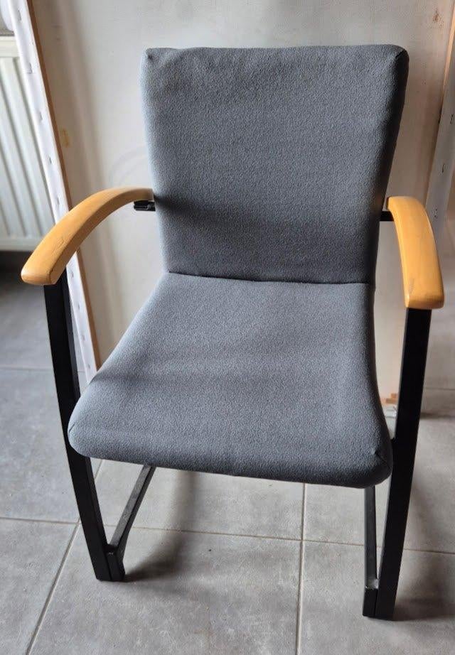 5 Chaises de la marque kinnare, Enlèvement, Comme neuf, Gris, Tabouret de bureau