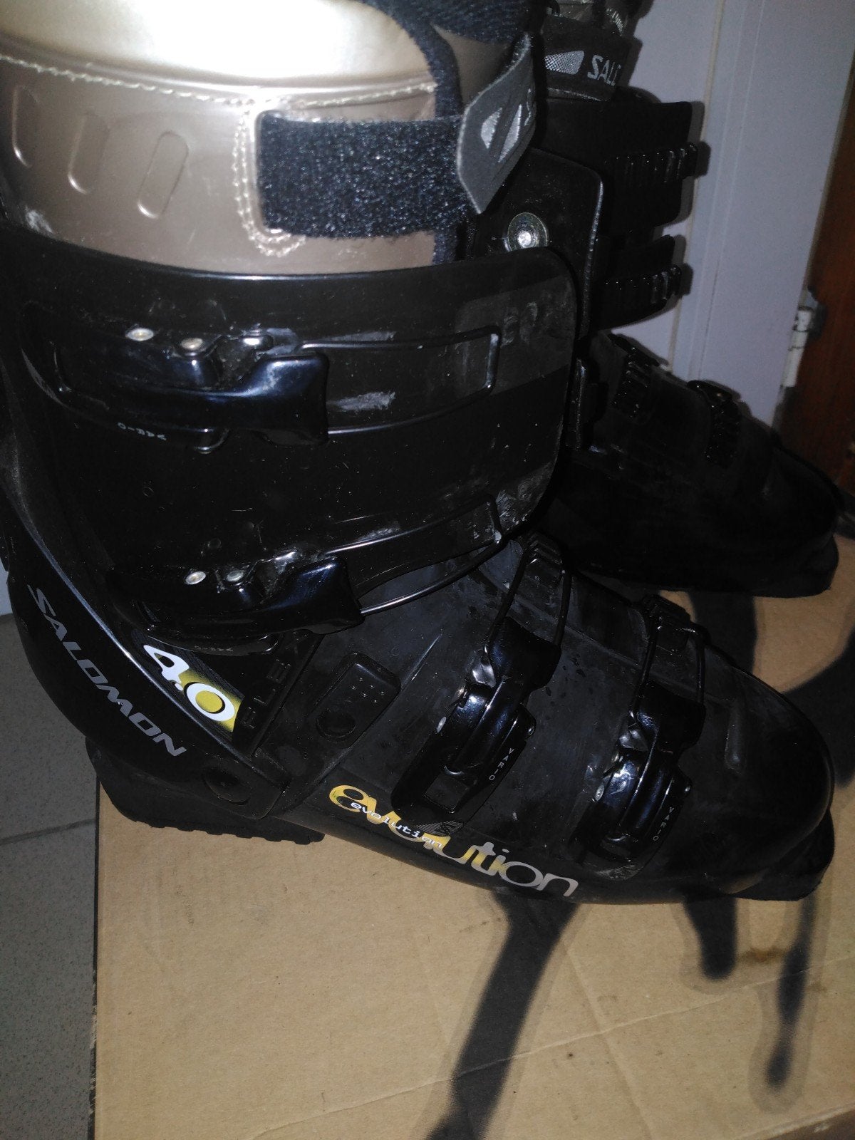 botte  de ski Alpin Salomon, Enlèvement, Ski