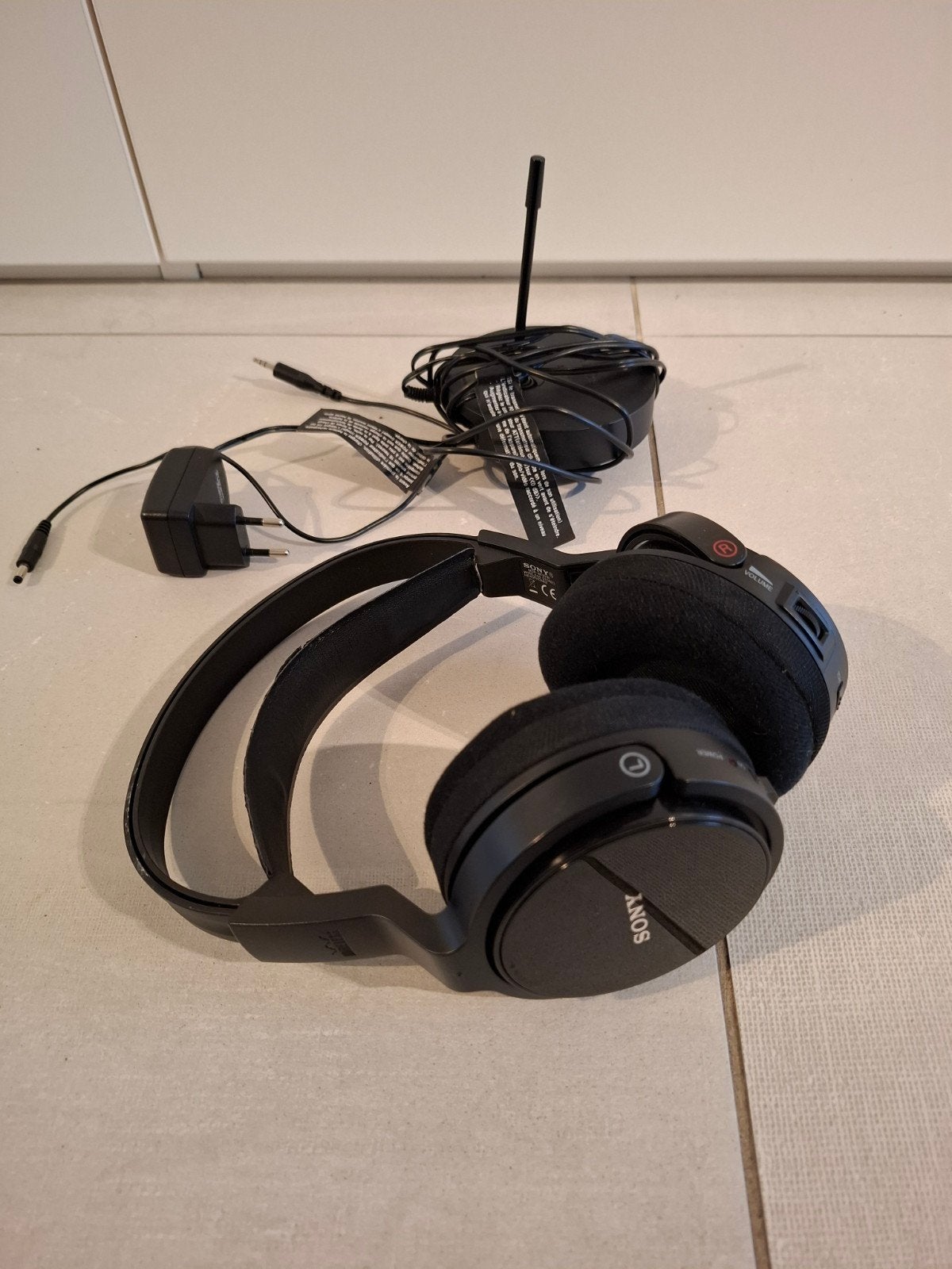 Casque Sony TMR-RF810R, TV, Hi-fi & Vidéo, Casques audio, Enlèvement, Sony