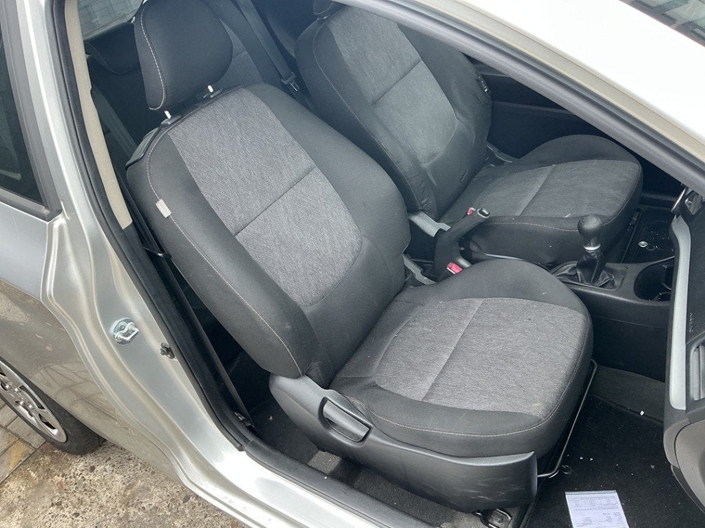 STOEL RECHTS VOOR Kia Picanto (TA) (01-2011/06-2017), Auto-onderdelen, Info@kia.de, Theodor-Heuss-Allee 11
60486  Frankfurt am Main, DE