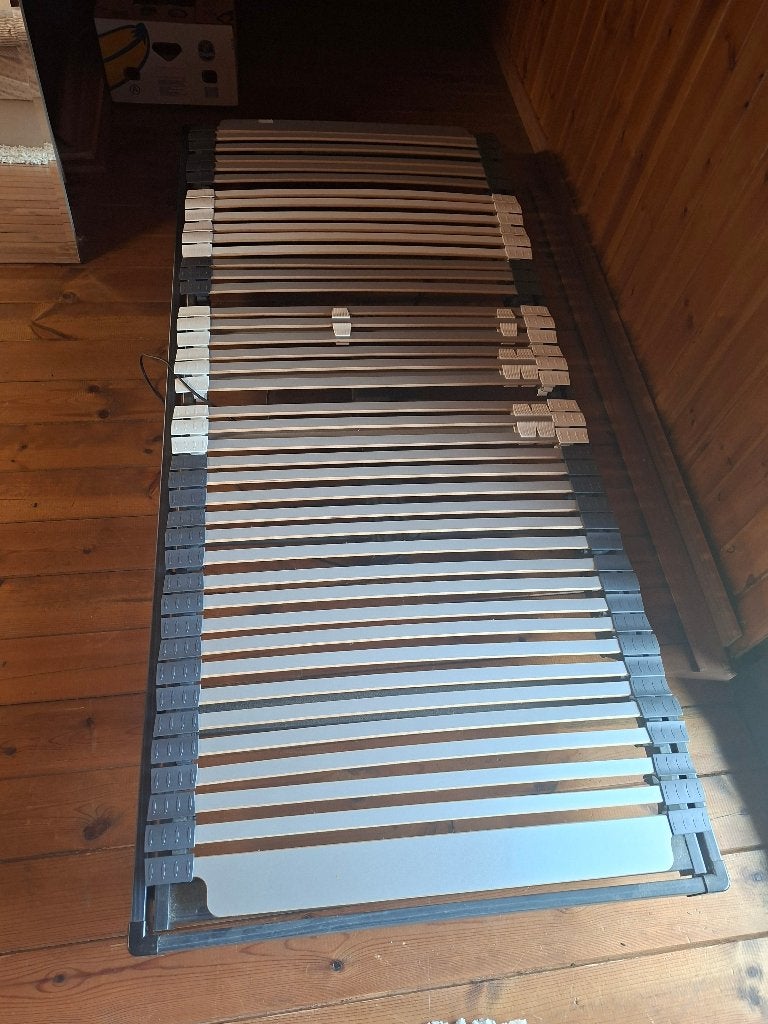 Elektrische lattenbodem 200 x 90, Huis en Inrichting, Slaapkamer | Matrassen en Bedbodems, Ophalen, Gebruikt, 90 cm, Eenpersoons