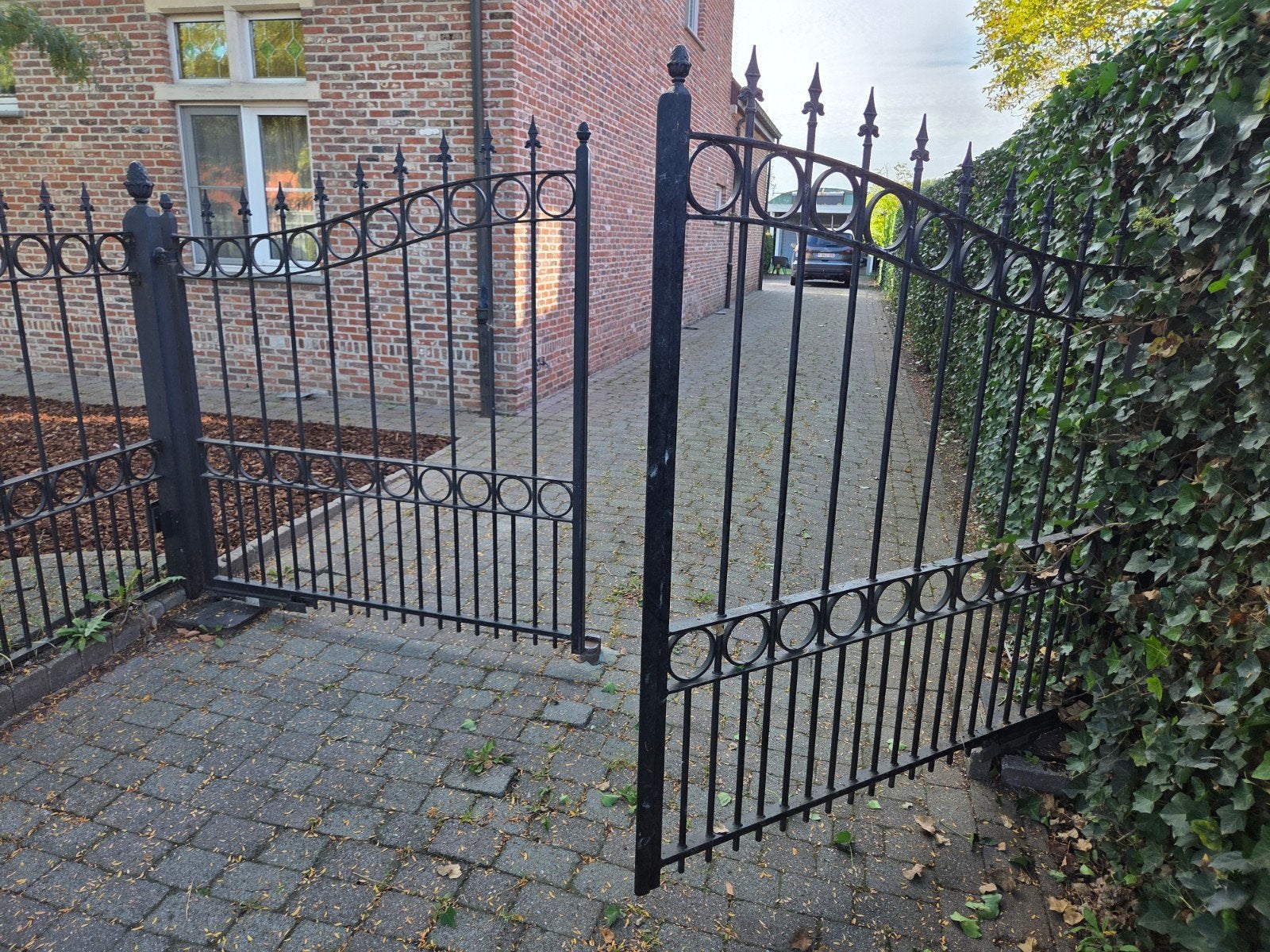 Dubbele draaipoort en sierhekwerk, Tuin en Terras, Ophalen, Met poort, Gebruikt, Sierhekwerk
