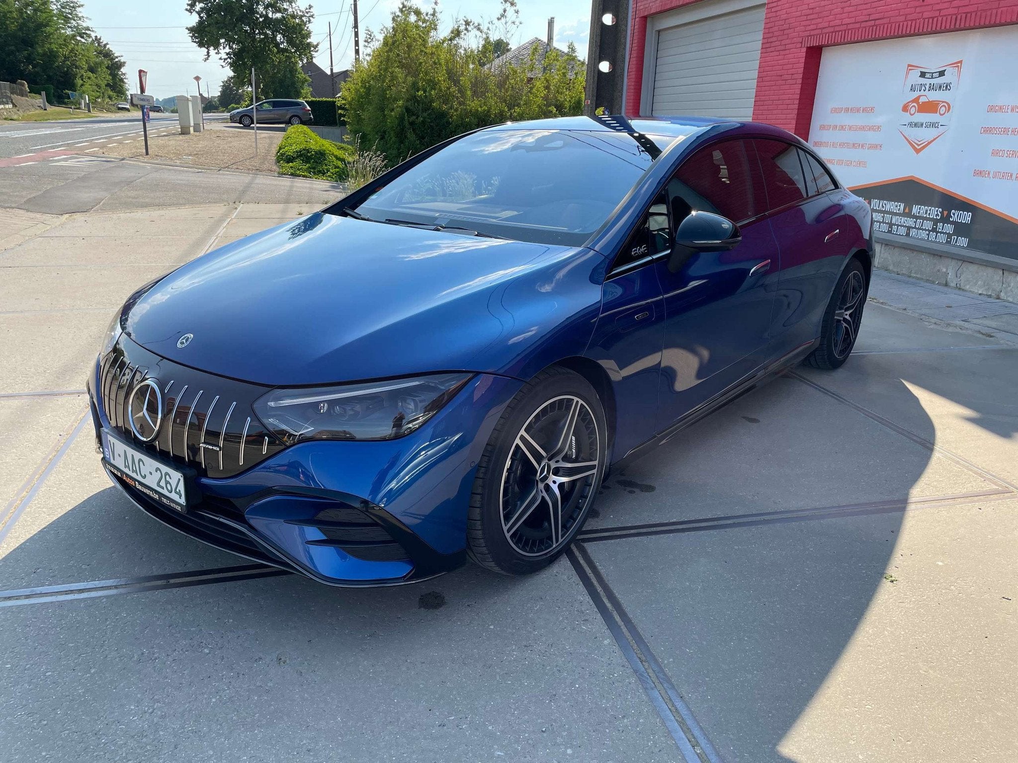 Mercedes-Benz EQE 43 HYPERSCREEN NIGHTPAKKET TREKHAAK AIRMAT, Autos, Achat, Euro 6, Entreprise, 2525 kg