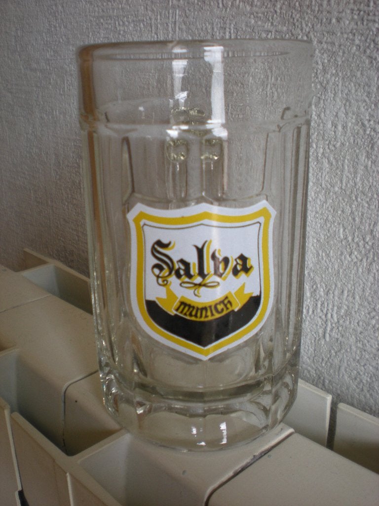 Salva Münich (Artois), Verzamelen, Biermerken, Ophalen of Verzenden, Zo goed als nieuw, Pul(len)