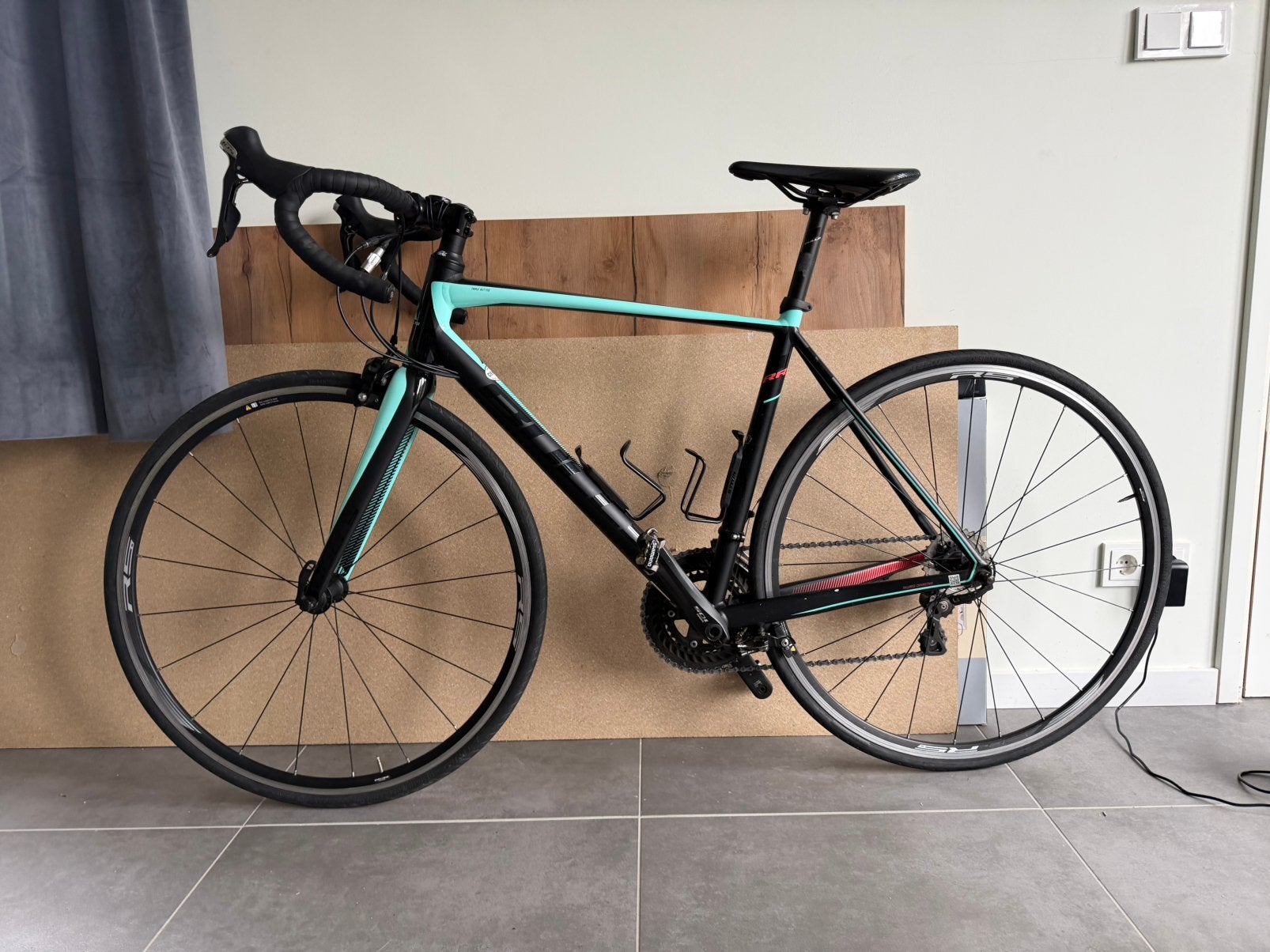 Bulls RR road racefiets, Fietsen en Brommers, Fietsen | Racefietsen, Ophalen, Zo goed als nieuw, Aluminium