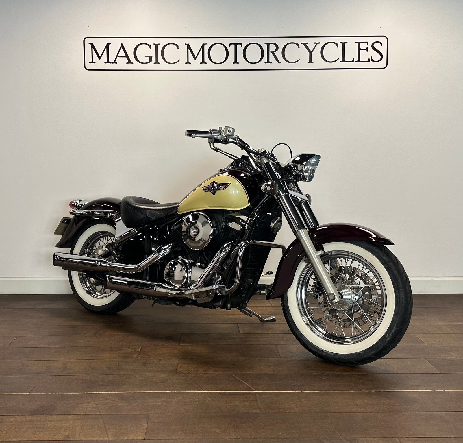 KAWASAKI VULCAN VN800 CLASSIC, Motoren, Ophalen of Verzenden, Gebruikt
