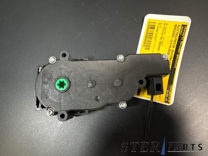 Sluithulpmotor achterklep van een Mercedes CLS-Klasse, Gebruikt, -, Ophalen of Verzenden, -