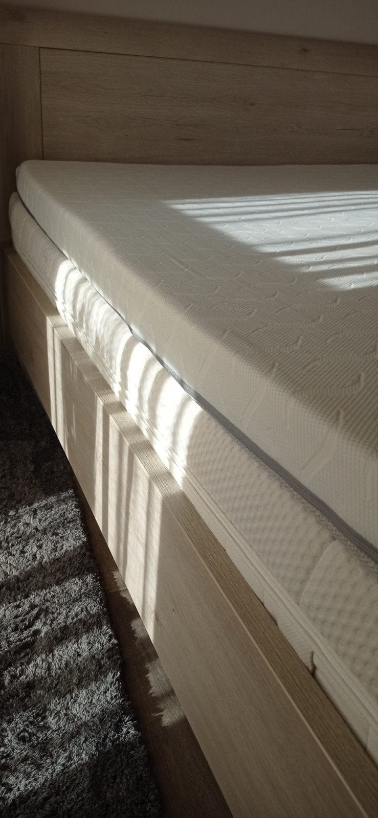 Bed 160/200 met verfrissend topmatras, Elektronische apparatuur, Zonnebanken en Gezichtsbruiners, Ophalen