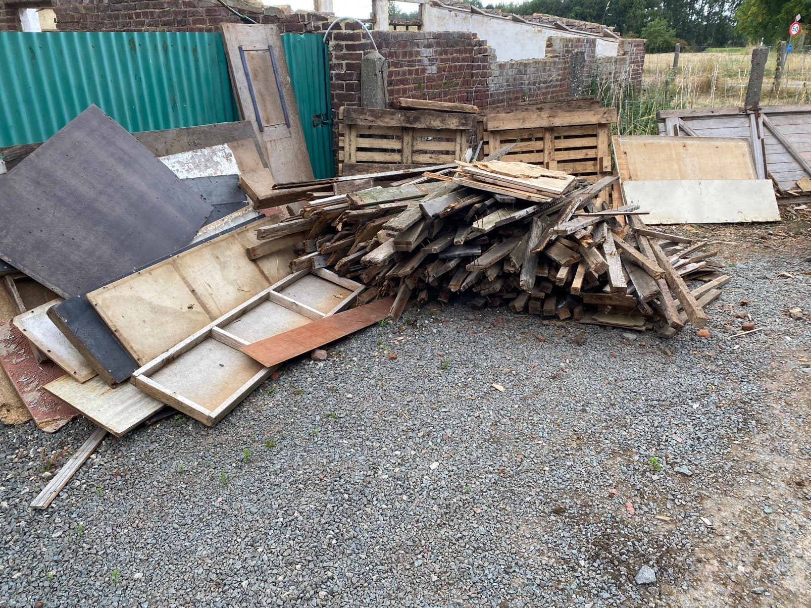 Gratis brandhout, Enlèvement