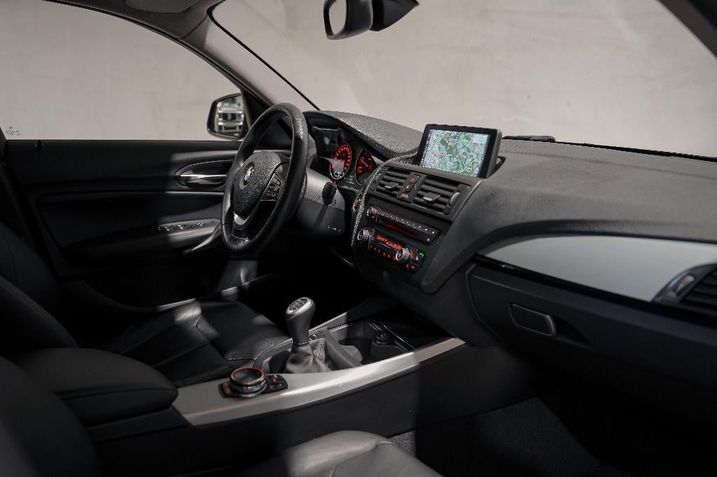 BMW 118D FULL BLACK | GPS | SIEGE CHAUFFANT | LED, Autos, Achat, Entreprise, Garantie prolongée, Boîte manuelle