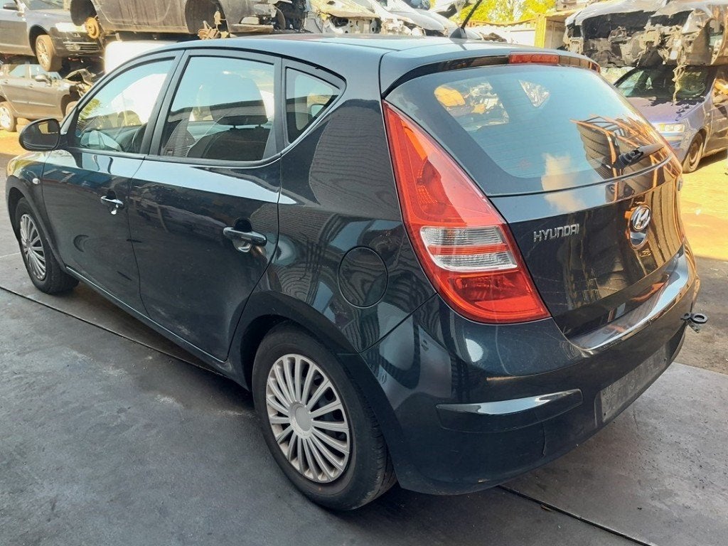 REMKLAUW LINKS ACHTER ABS Hyundai i30 (FD) (01-2007/11-2011), Hyundai Motor Deutschland GmbH, Gebruikt, Kaiserleipromenade 5
63067  Offenbach am Main, DE