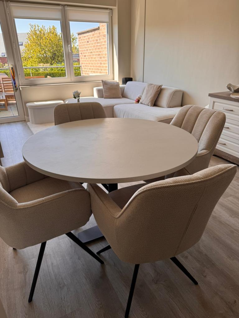 Witte eettafel met stoelen, Quatre personnes, Rond, Comme neuf, 100 à 150 cm