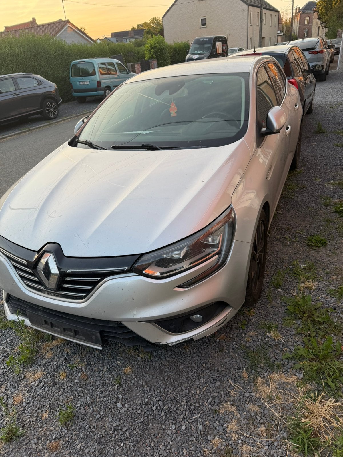 A vendre renault megane 4, Euro 5, Achat, 5 portes, Particulier