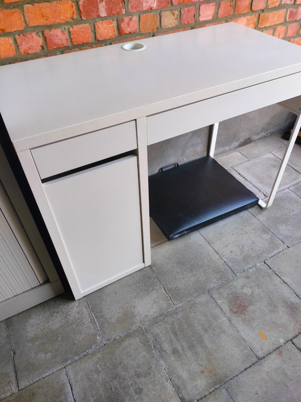 kleine bureau te koop, Ophalen