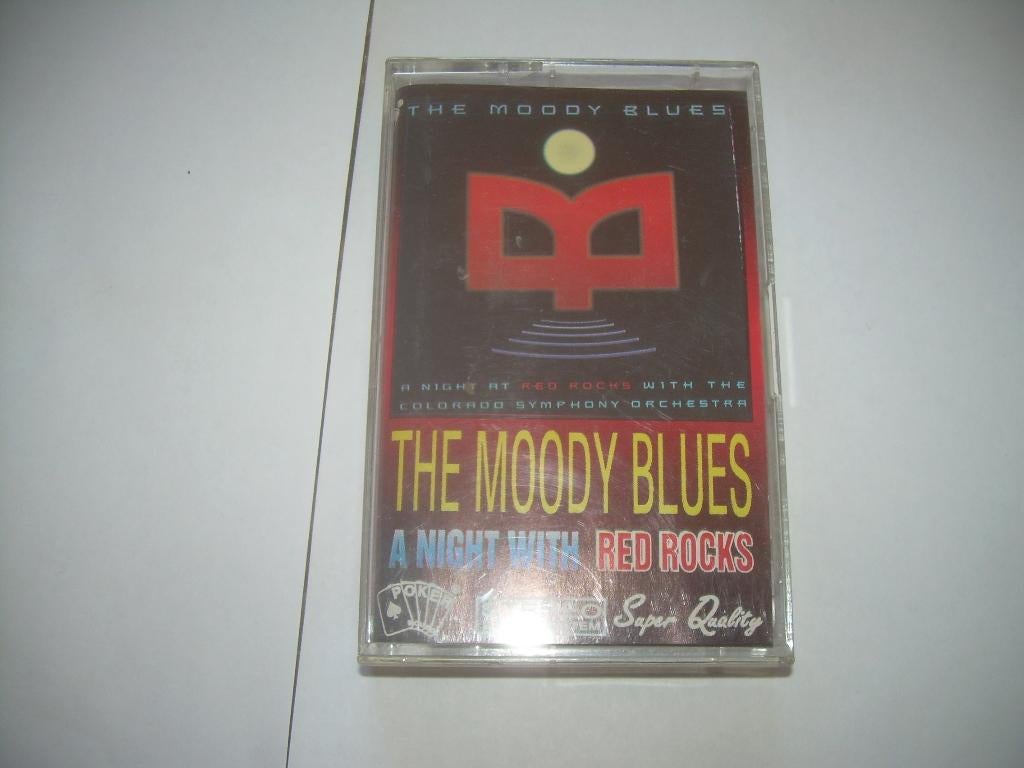 CASSETTE - THE MOODY BLUES, CD & DVD, Cassettes audio, Enlèvement ou Envoi, Originale, Avec boîte de rangement, étagère ou coffret