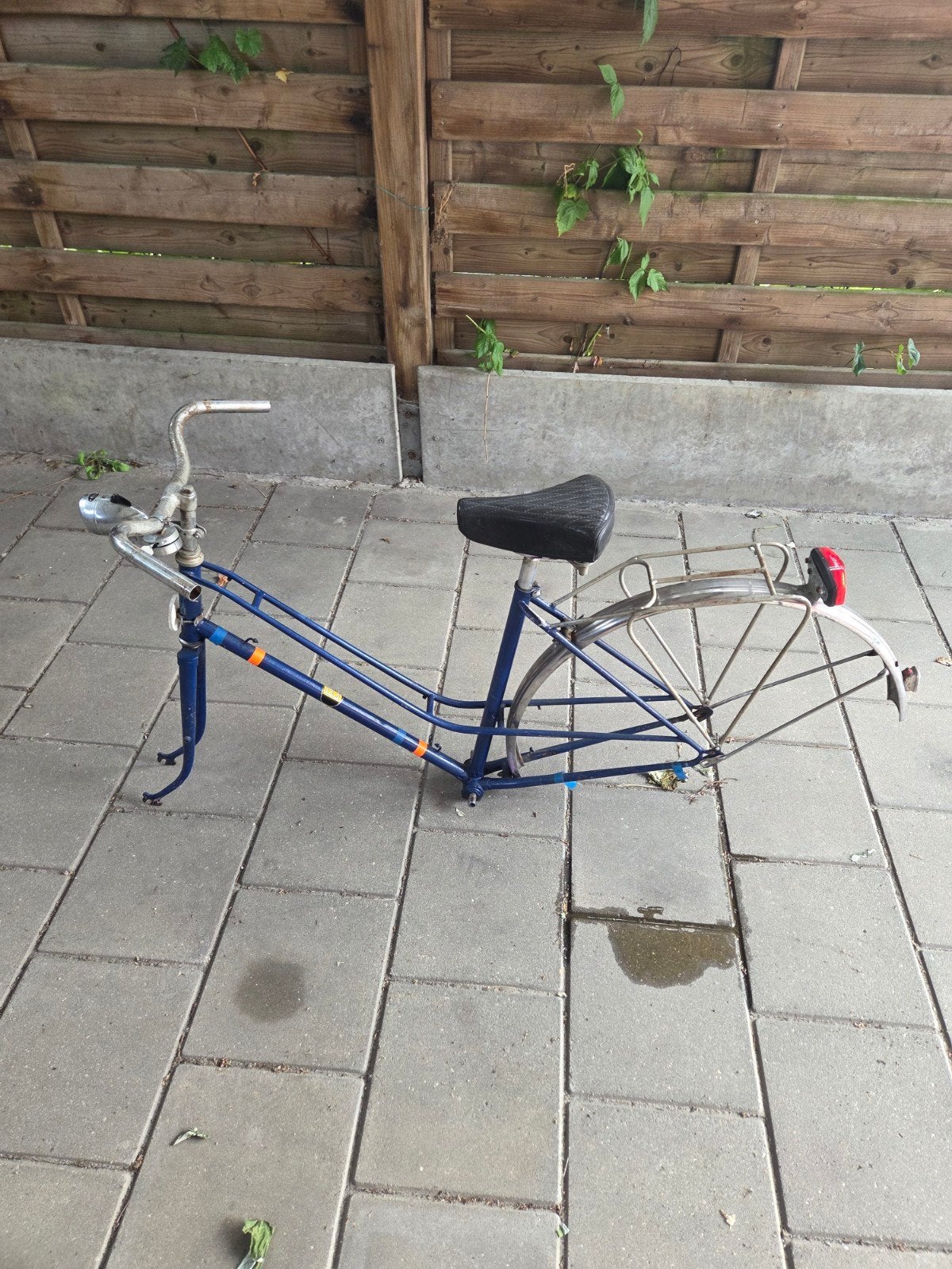 Damesfiets retro, Ophalen