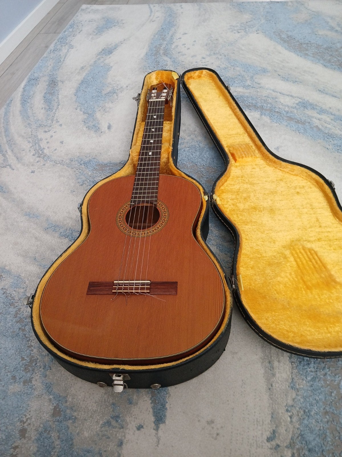 gitaar, Muziek en Instrumenten, Snaarinstrumenten | Gitaren | Akoestisch, Ophalen