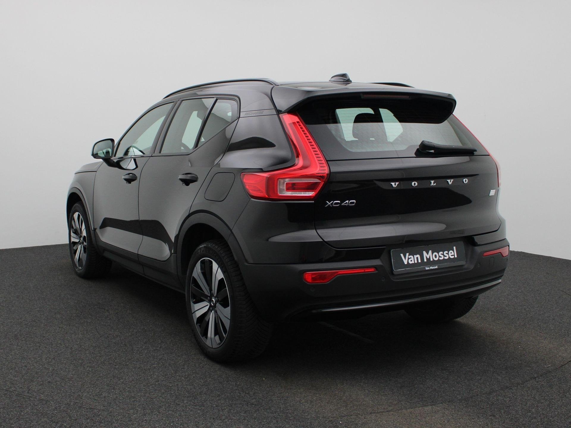 Volvo XC40 Recharge Core (automatique), Autos, Achat, Entreprise, 170 kW, 5 portes