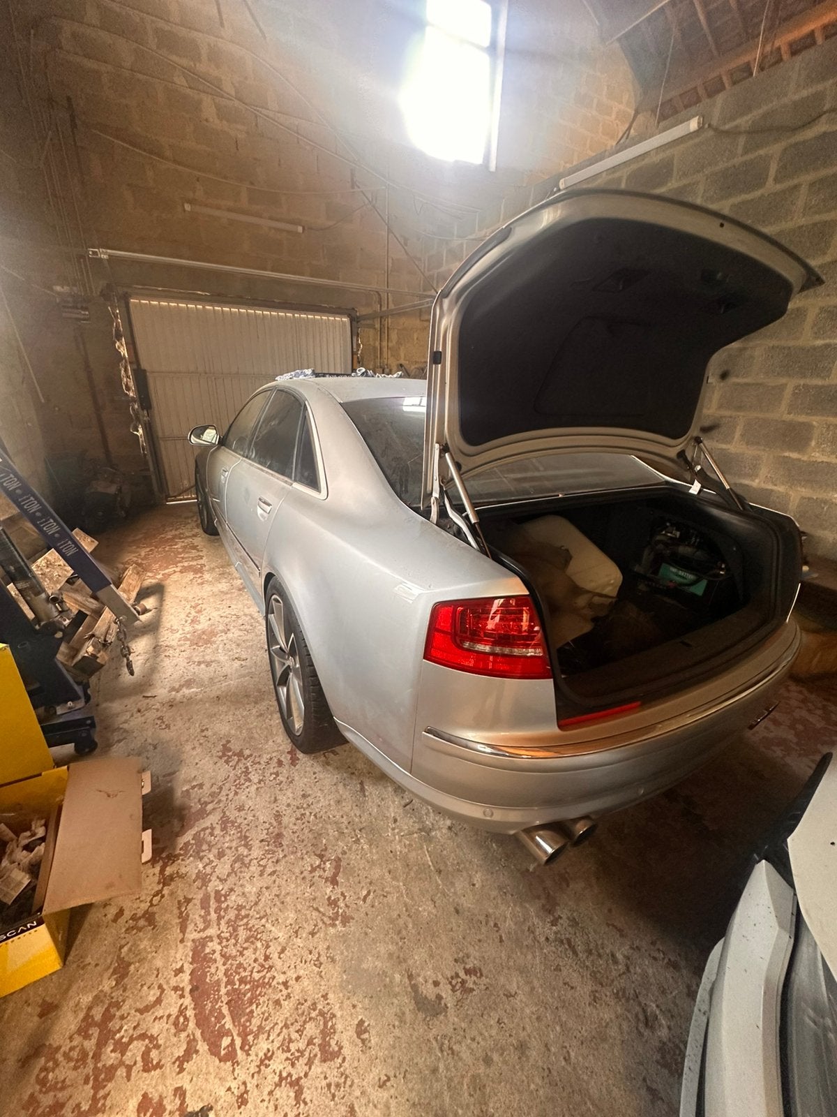 Audi S8 V10, Autos, Audi, Argent ou Gris, Achat, 5 portes, Automatique