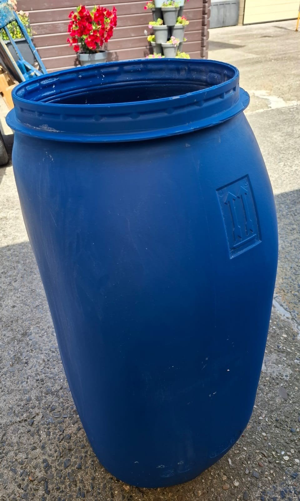 blouwe  pvc tonnen  160 lieter zeer proper  20 euro per stuk, Tuin en Terras, Ophalen