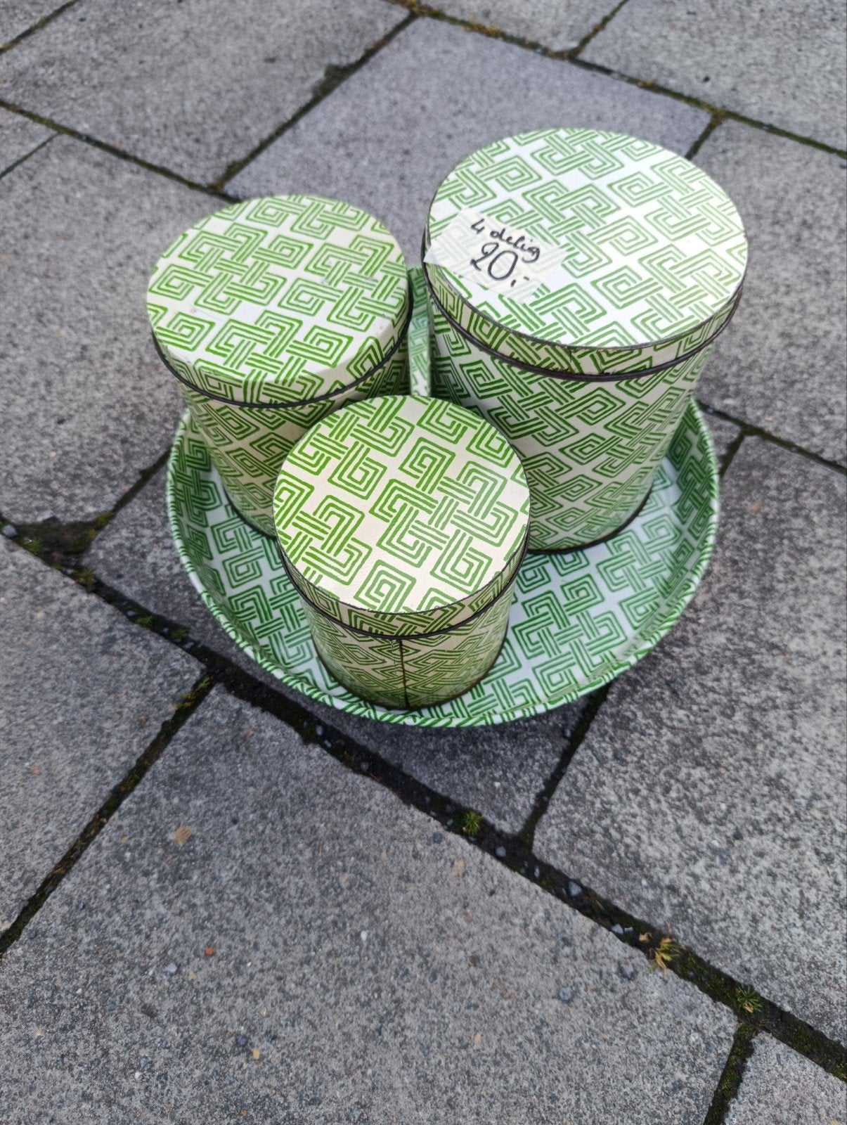 Set van 4 , 3 retro metalen voorraaddozen, Ophalen
