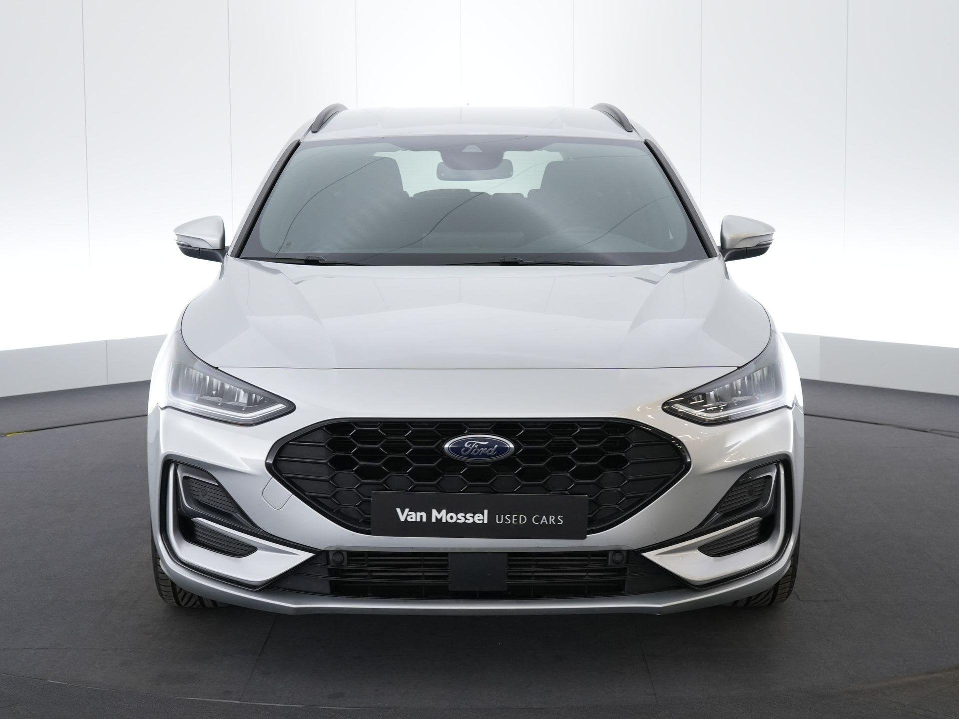 Ford Focus Clipper ST Line Style|Automaat||Camera|Carplay, Auto's, 1349 kg, Stof, Gebruikt, Euro 6