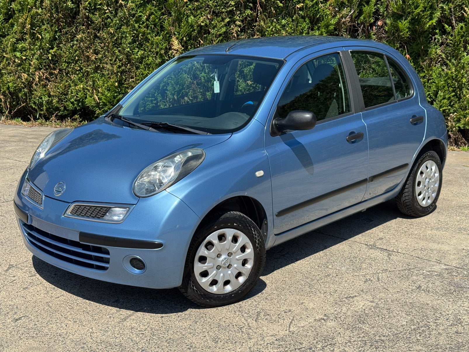 Nissan Micra 1.2 essence PRÊT À ÊTRE IMMATRICULÉ Carnet, Voorwielaandrijving, Stof, Zwart, Blauw