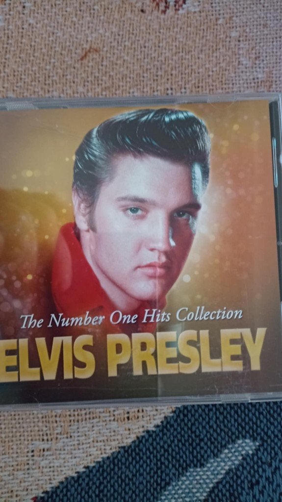 Elvis cd the number one hits collection, amper 2 euro., Ophalen of Verzenden, Zo goed als nieuw, Rock-'n-roll