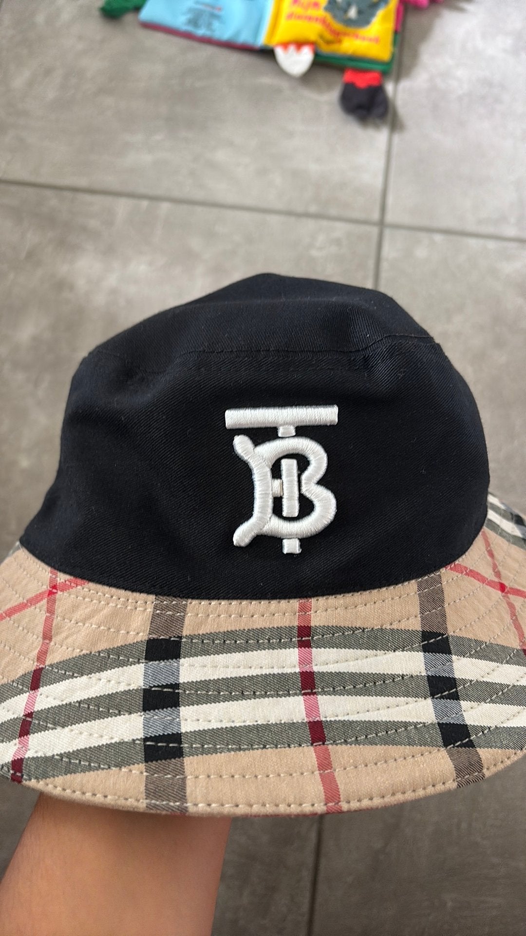 Goede burbery hoeden, Kleding | Heren, Hoeden en Petten, Ophalen of Verzenden, Zo goed als nieuw, 57 cm (M, 7⅛ inch) of minder