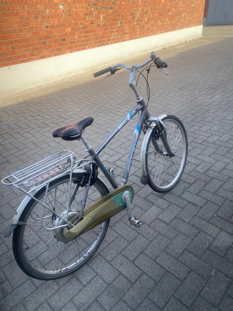 Herenfiets!!!! Trek Geen elektrische, Fietsen en Brommers, Elektrische fietsen, Ophalen of Verzenden, Zo goed als nieuw