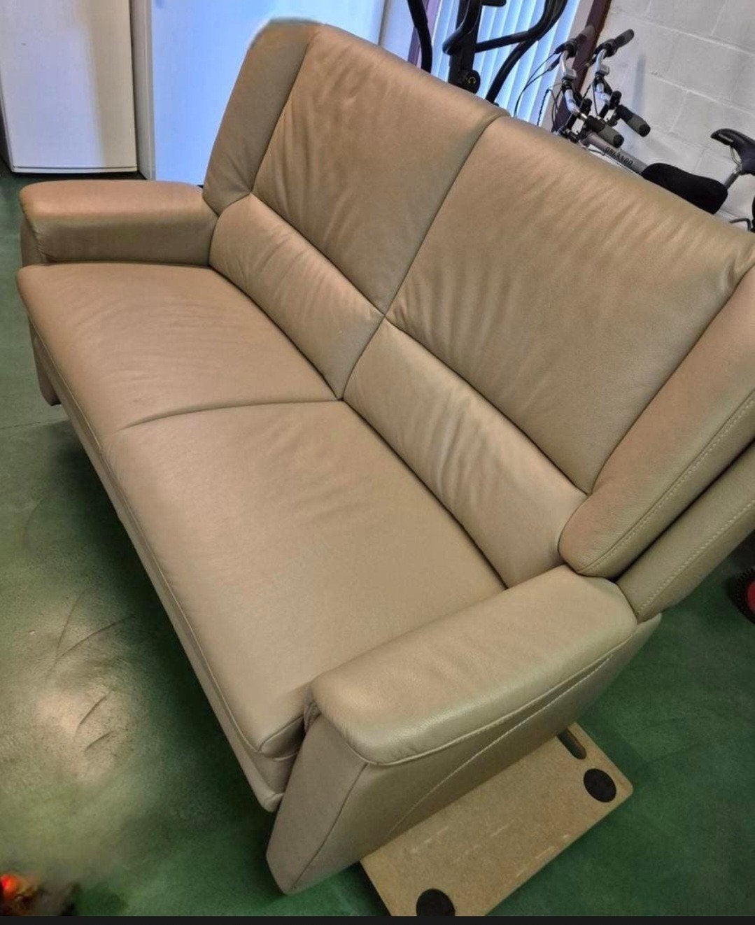 cuir 3 places à vendre, Maison & Meubles, Comme neuf, Enlèvement, Cuir, Trois personnes