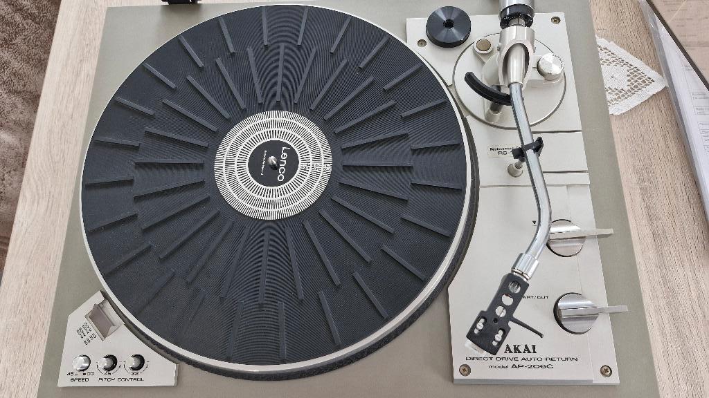 Akai platenspeler AP-206c, Audio, Tv en Foto, Platenspelers, Ophalen, Platenspeler, Akai