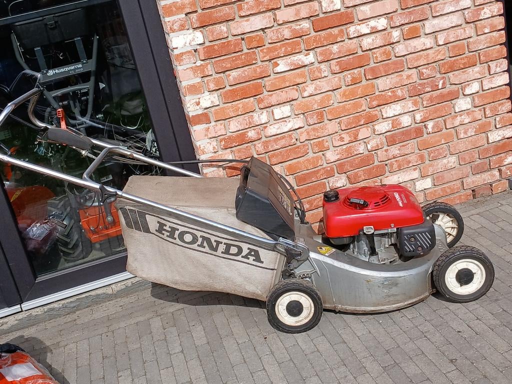 Honda., Ophalen