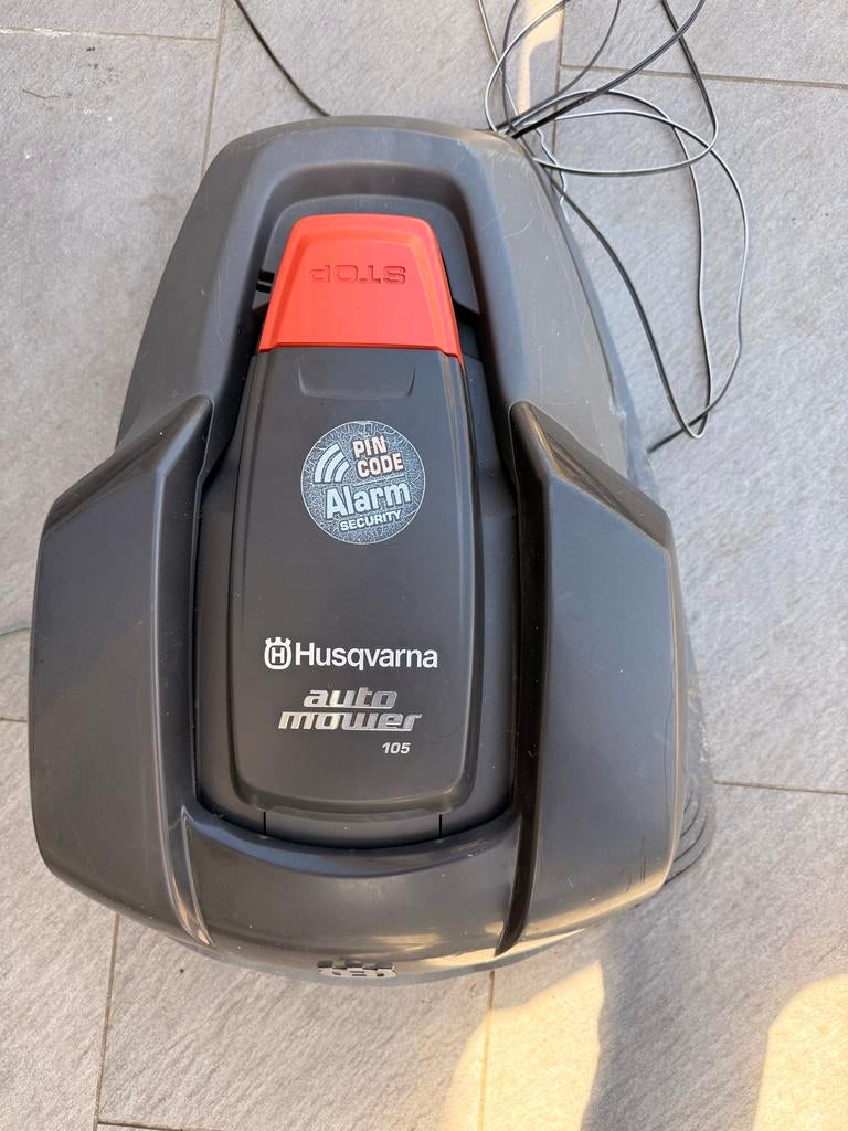 Husqvarna automower 105, Tuin en Terras, Robotmaaiers, Zo goed als nieuw, Ophalen