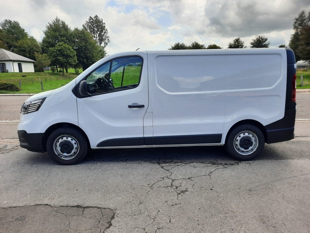 Renault Trafic L2H1 dCi150 lichte vracht BTW Wagen, Auto's, Voorwielaandrijving, 4 cilinders, 2500 kg, Wit