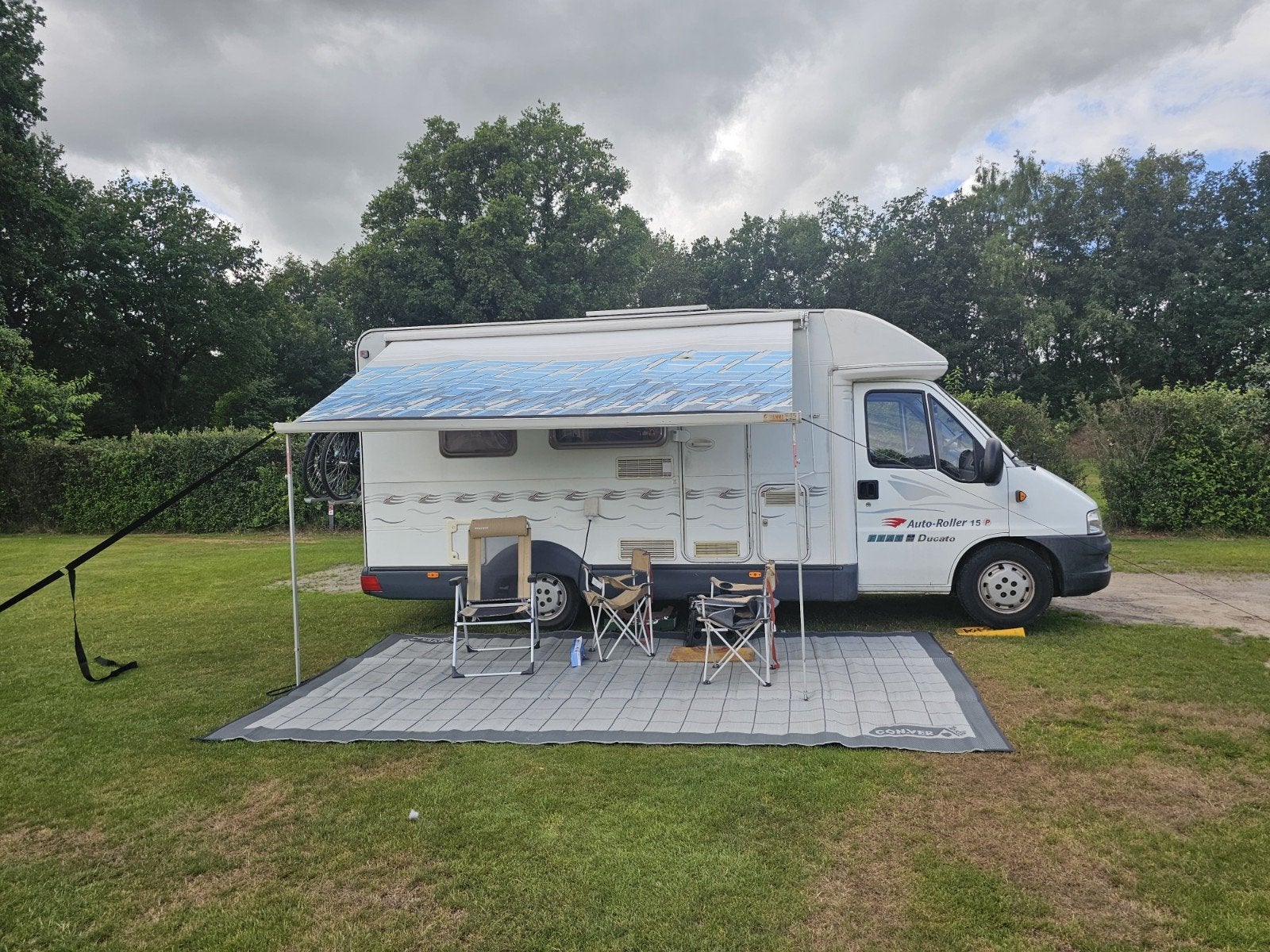 Sfeervolle en robuuste Fiat Ducato 2.8 JTD te koop, Siège de train, Jusqu'à 4, 6 à 7 mètres, Toilette à cassette