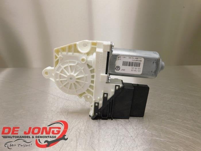 Moteur de vitre portière d'un Volkswagen Golf, Volkswagen, -, 3 mois de garantie, Utilisé
