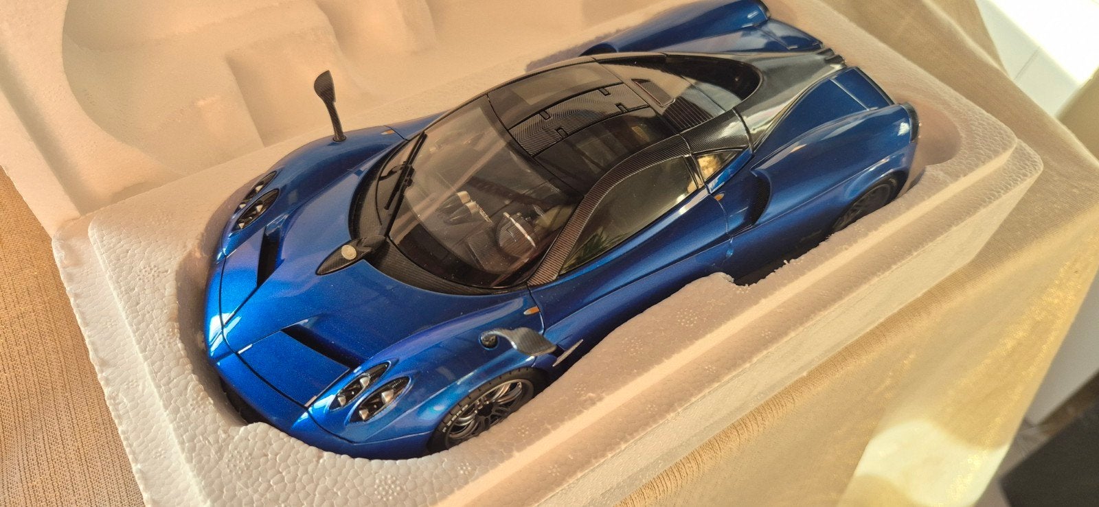 Pagani huayra, Ophalen, Nieuw, Auto