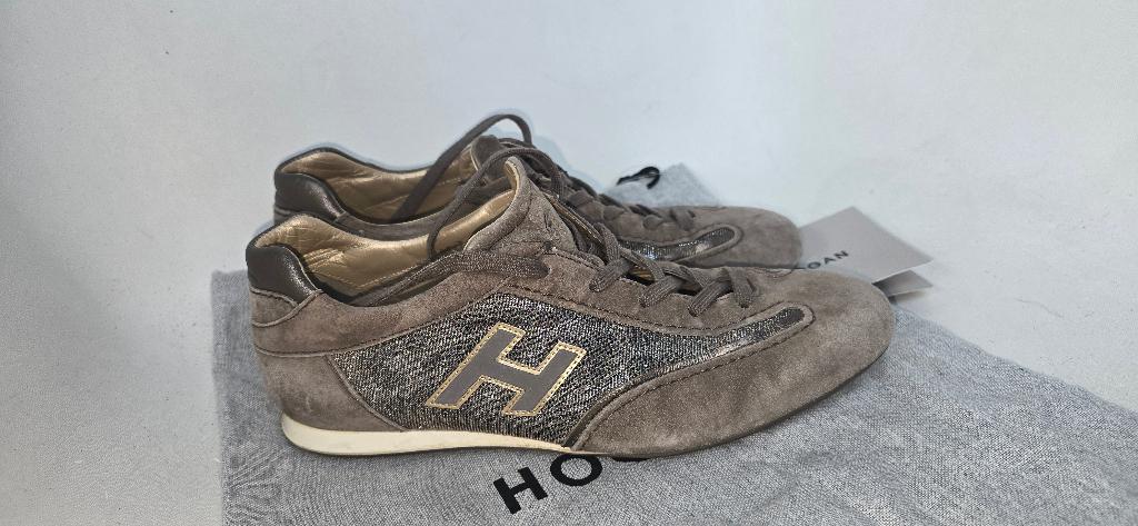 baskets en nubuck beiges Hogan, Enlèvement ou Envoi, Beige, Sneakers et Baskets, Hogan