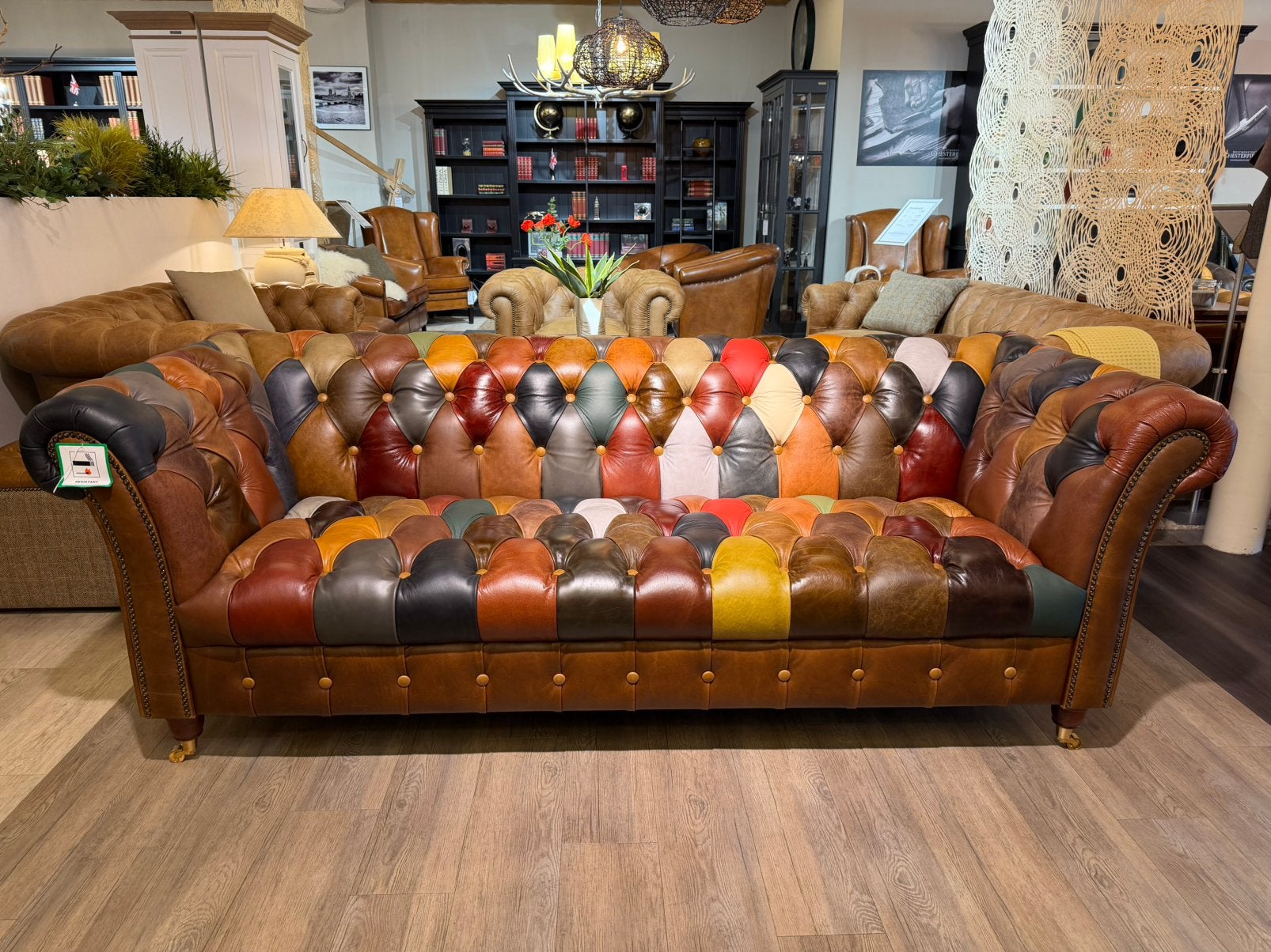 CHESTERFIELD PATCHWORK / MULTICOLOR 3 ZITS BANK Hensford, Ophalen of Verzenden, Nieuw
