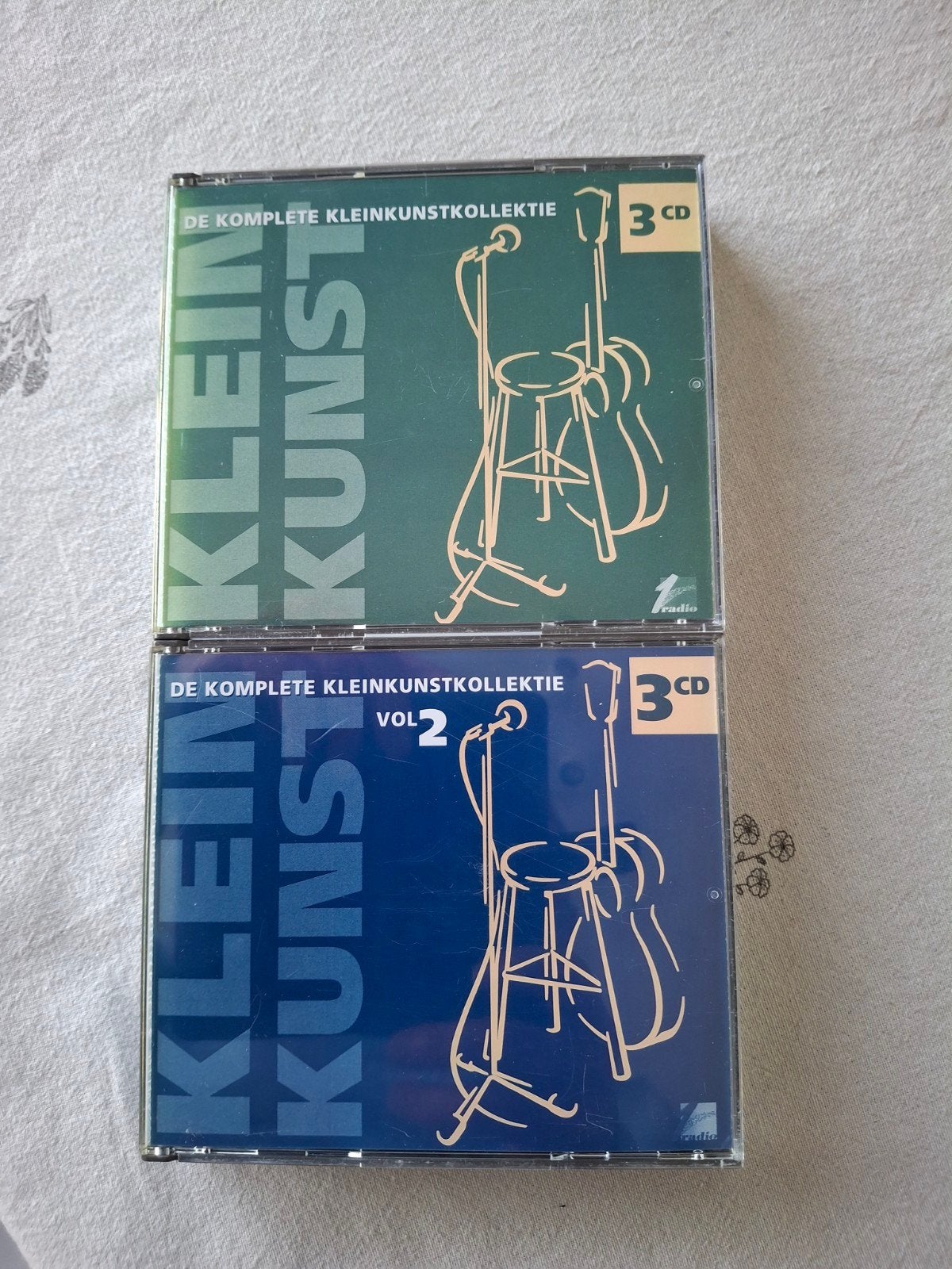 3 cd boxen de komplete kleinkunst collektie deel 1 en 2, Cd's en Dvd's, Ophalen of Verzenden