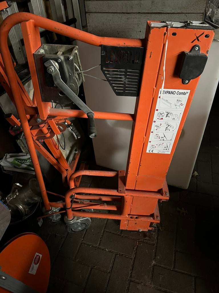 Platenlift 4,5m !!!!!!, Ophalen, Gebruikt